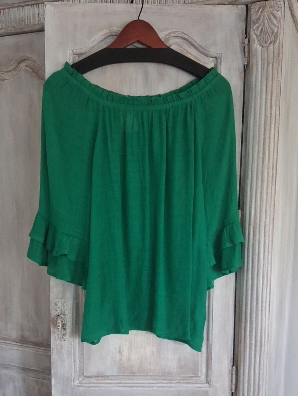 Women's Off-Shoulder Ruffle Sleeve Blouse - Emerald Green